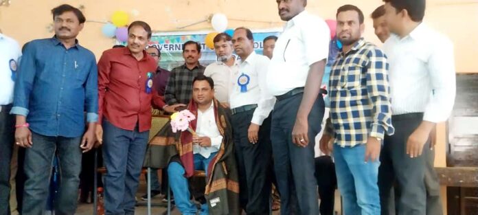 According to Srinivas Goud, Principal of Government Junior College Boys located in Medak, a felicitation ceremony was held at the college today. Satyanarayana, the Medak District Intermediate Education Officer, and Ashok, a Lecturer from Government Junior Girls College, participated in the program as Chief Guests.