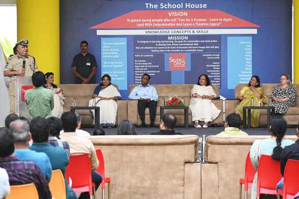 DGP Ravi Gupta Encourages Holistic Education at Silver Oaks Anniversary Event